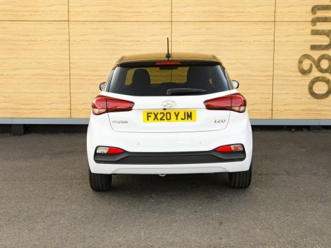 Hyundai I20 Hatchback White #6