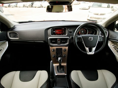 Volvo V40 Hatchback Red #3