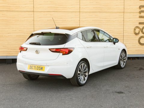 Vauxhall Astra Astra Griffin Edition T White #2