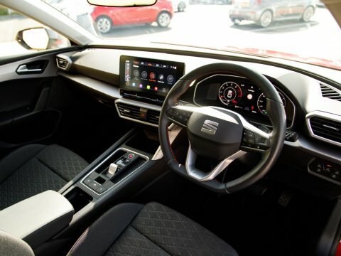 Seat Leon Hatchback Red #4