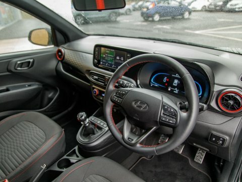 Hyundai I10 Hatchback Black #4