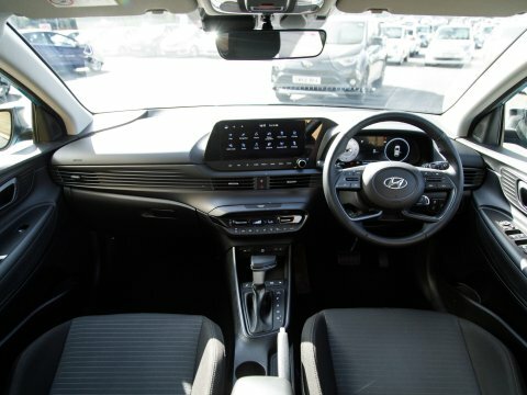 Hyundai I20 Hatchback Green #3