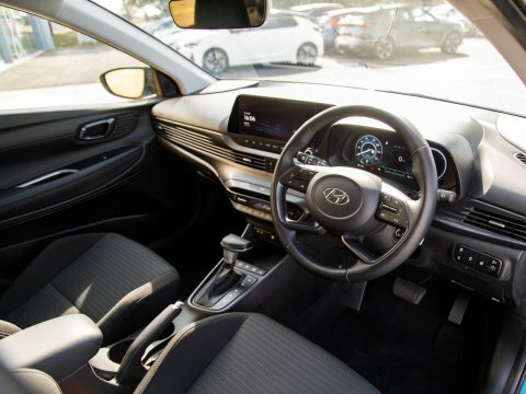 Hyundai I20 Hatchback Green #4