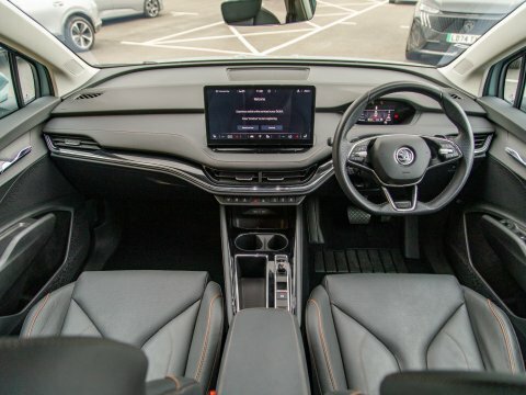 Skoda ENYAQ Suv Silver #3