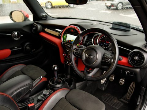 Mini Hatch John Cooper Works YR18XGP Black #4