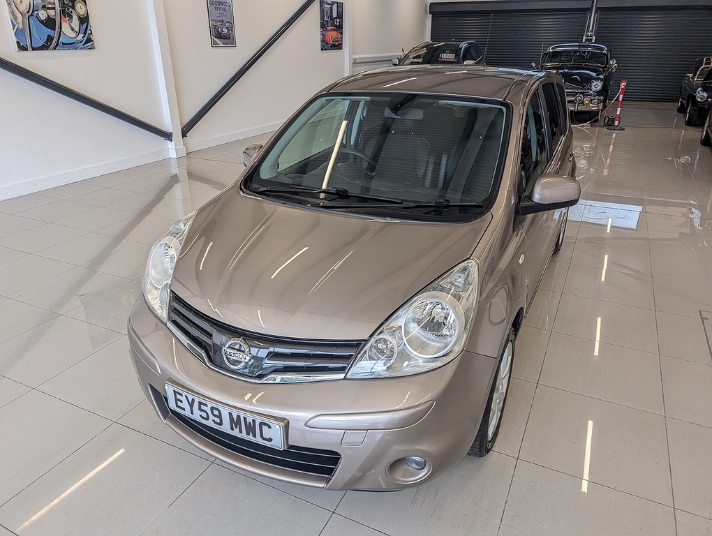 Nissan Note Tekna Beige #2