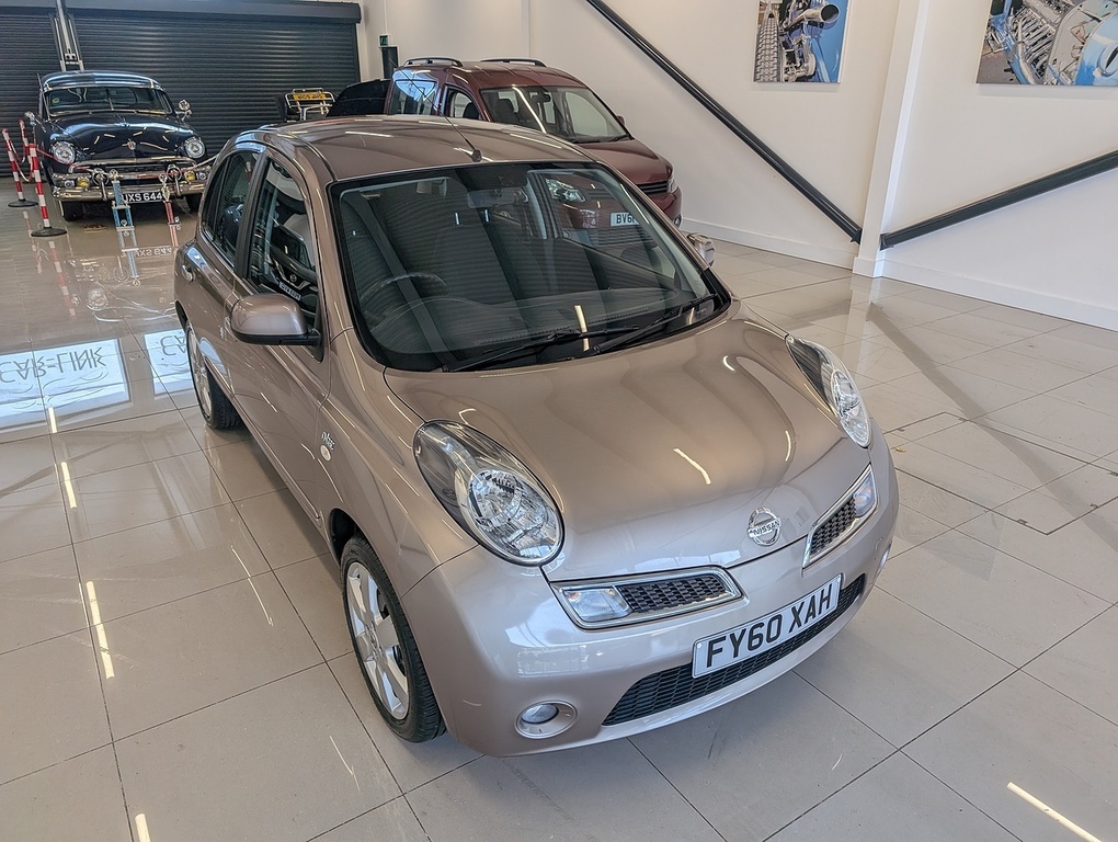 Nissan Micra N-tec Beige #6