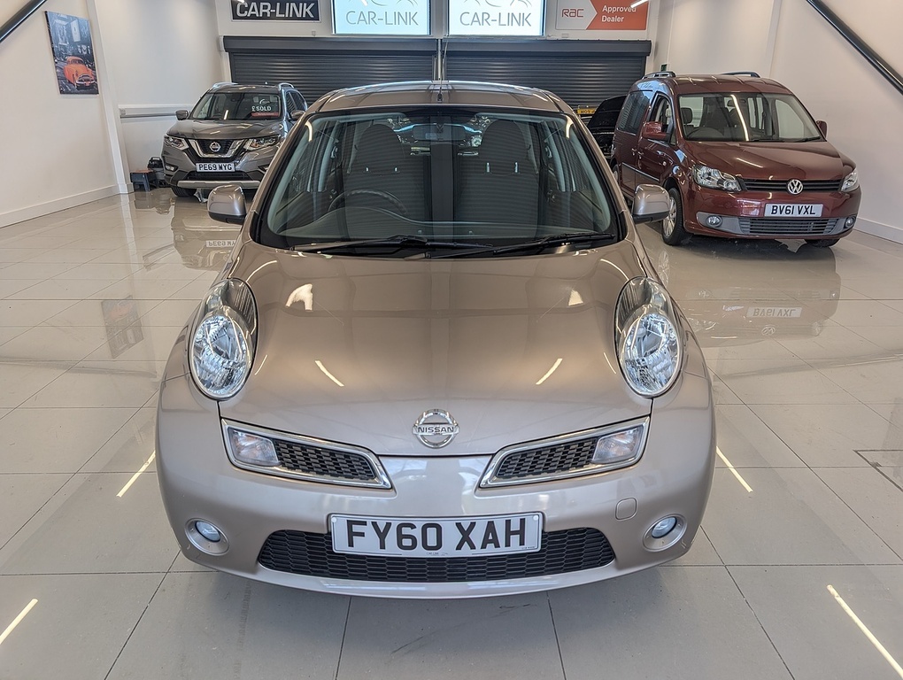 Nissan Micra N-tec Beige #4