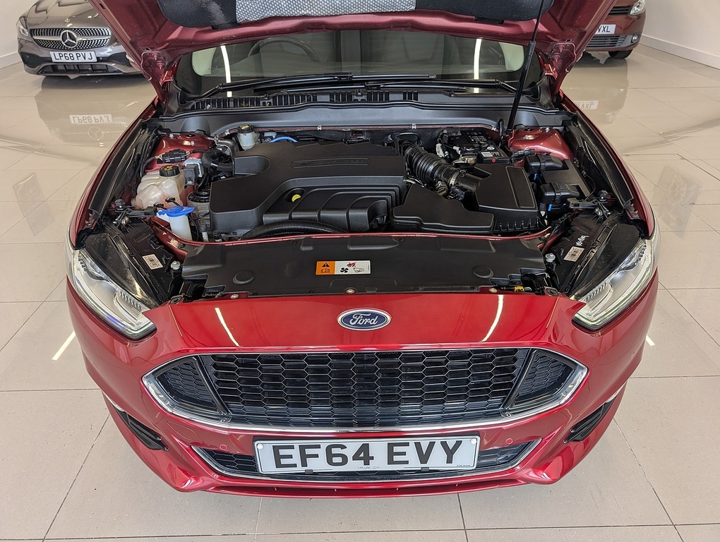 Ford Mondeo Tdci Titanium Red #5