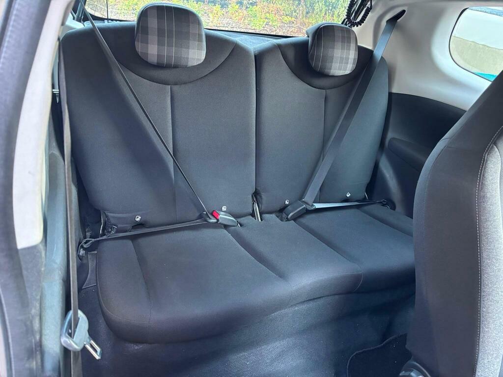 Peugeot 108 Collection Top Black #35