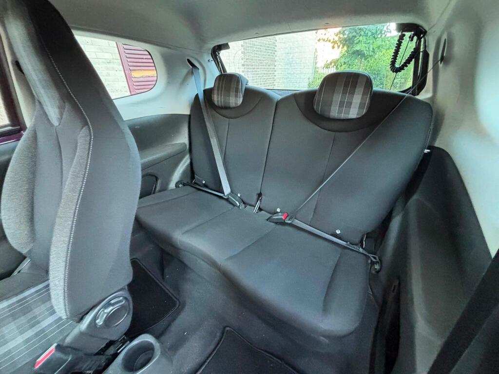 Peugeot 108 Collection Top Black #37