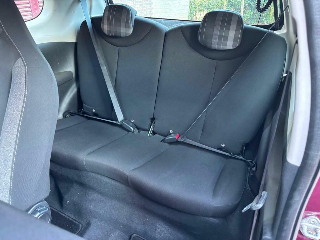 Peugeot 108 Collection Top Black #42