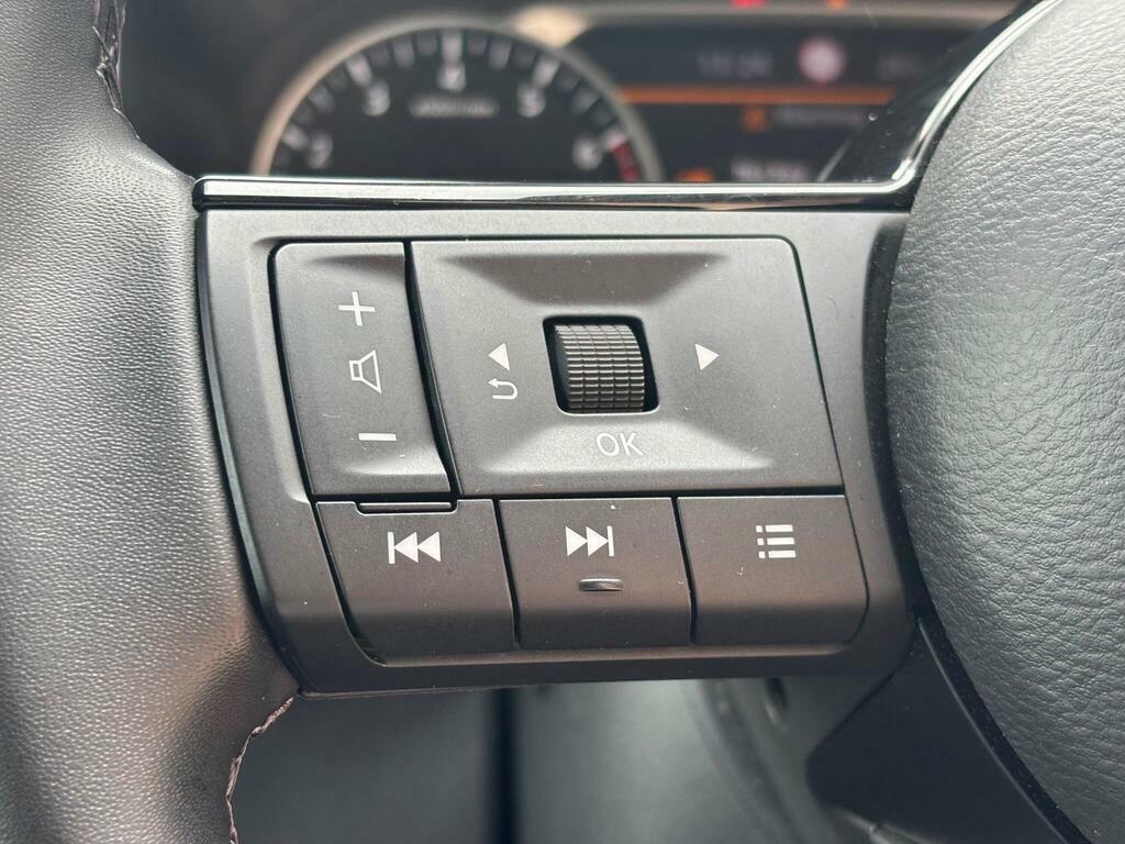 Nissan Qashqai N-connecta Black #39