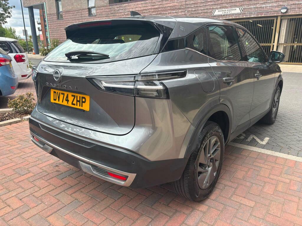 Nissan Qashqai N-connecta Black #27