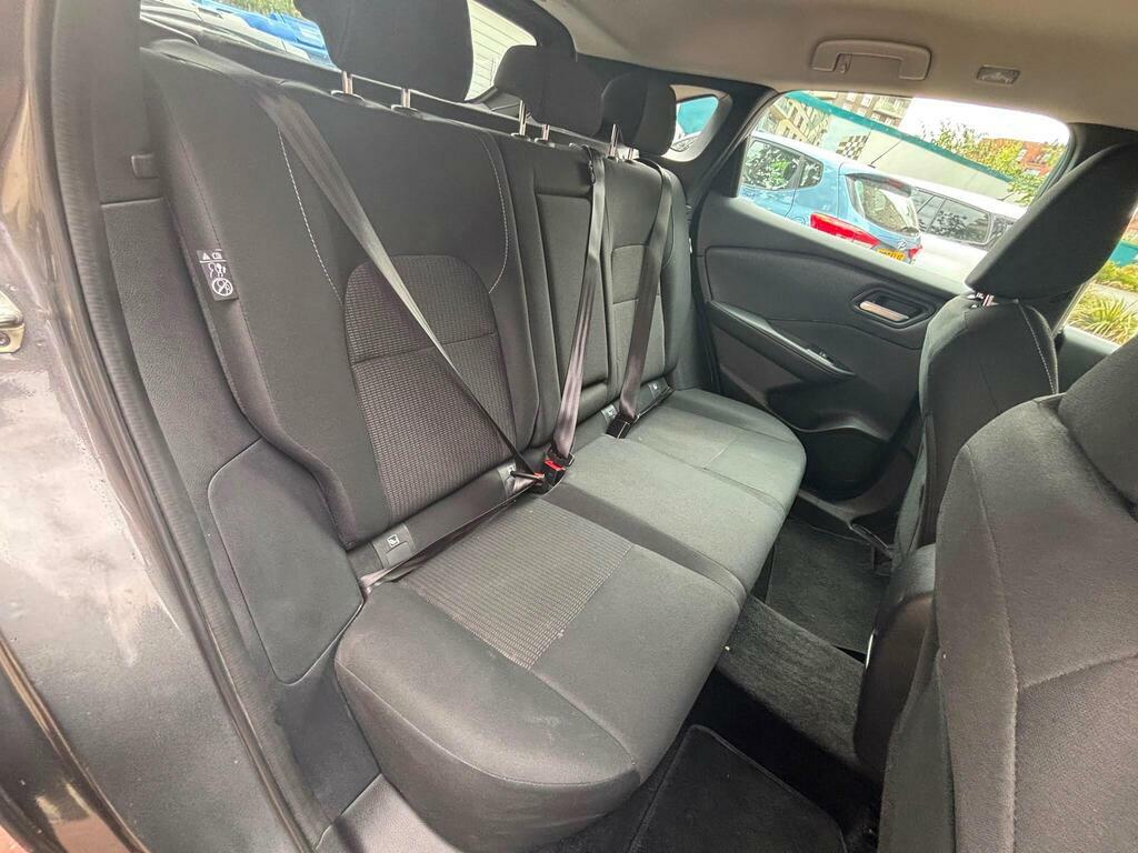 Nissan Qashqai N-connecta Black #32