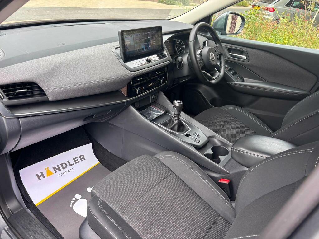 Nissan Qashqai 1.3 Dig-t Mhev Acenta Premium Euro 6 S S Grey #4