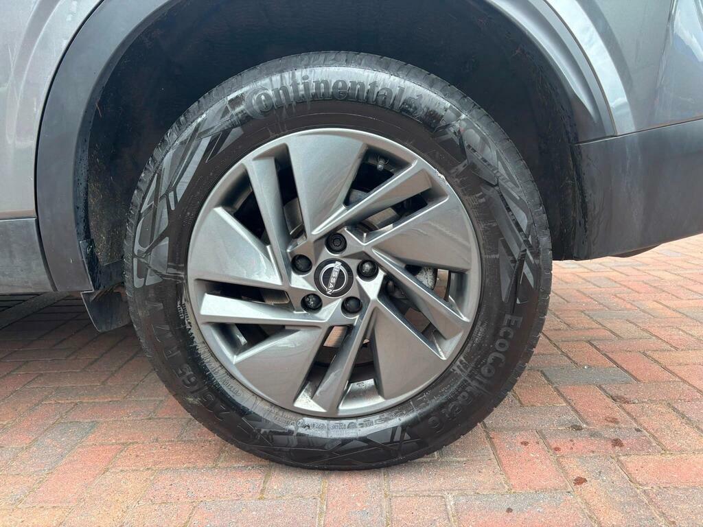 Nissan Qashqai N-connecta Black #41
