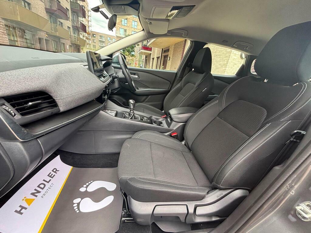 Nissan Qashqai N-connecta Black #52