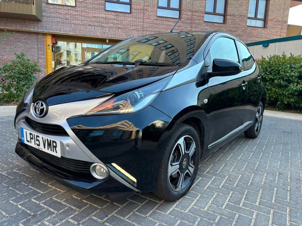 Toyota Aygo 1.0 Vvt-i X-cite 2 X-shift 69 Bhp Blue #21