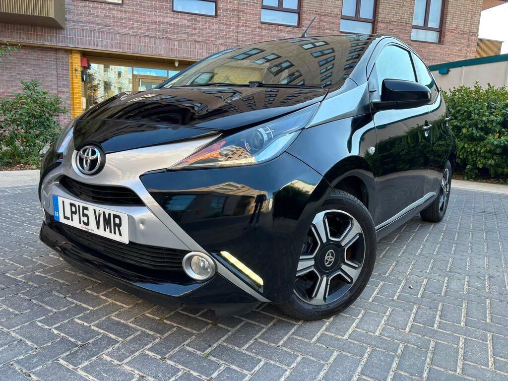 Toyota Aygo 1.0 Vvt-i X-clusiv X-shift Euro 5 Black #6