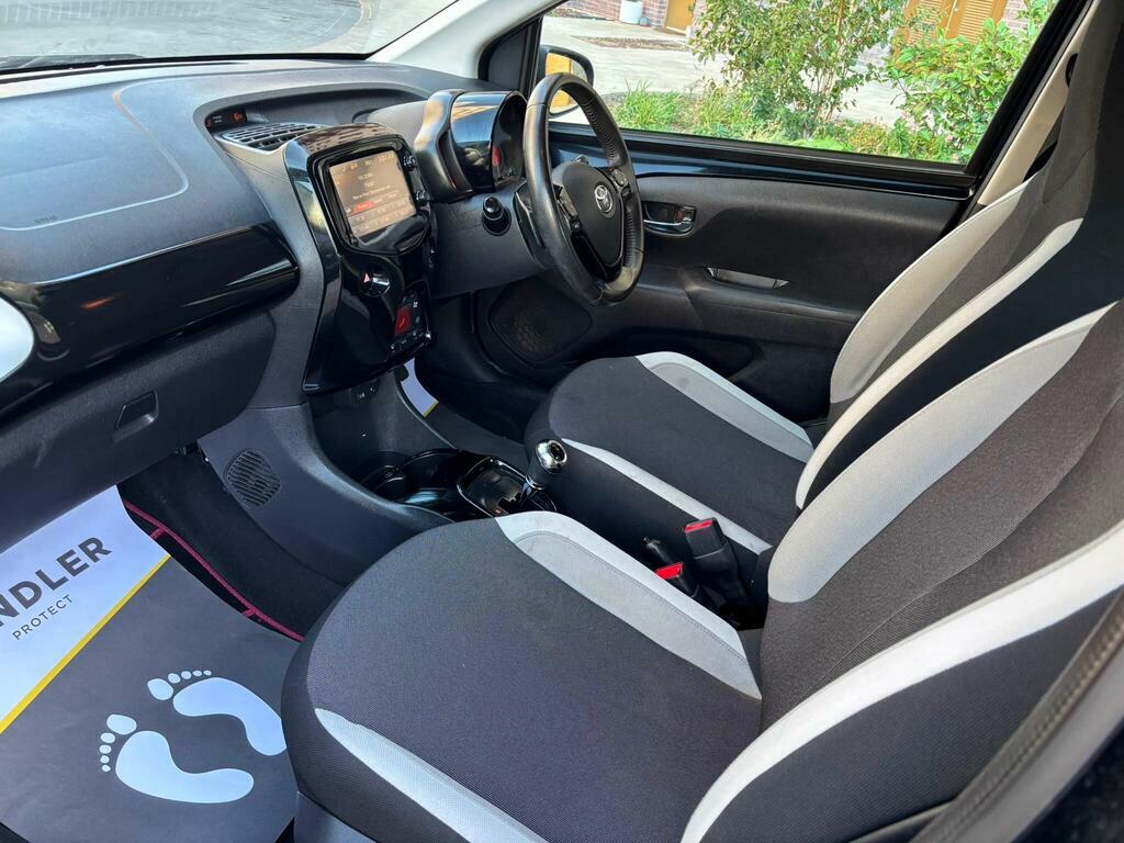 Toyota Aygo 1.0 Vvt-i X-cite 2 X-shift 69 Bhp Blue #49