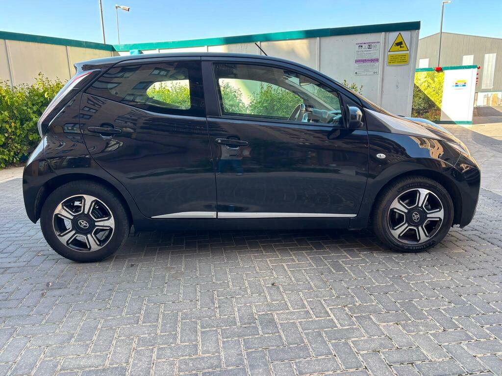 Toyota Aygo 1.0 Vvt-i X-cite 2 X-shift 69 Bhp Blue #24