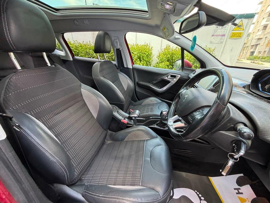 Peugeot 2008 1.5 Bluehdi 100 Allure Premium Red #27
