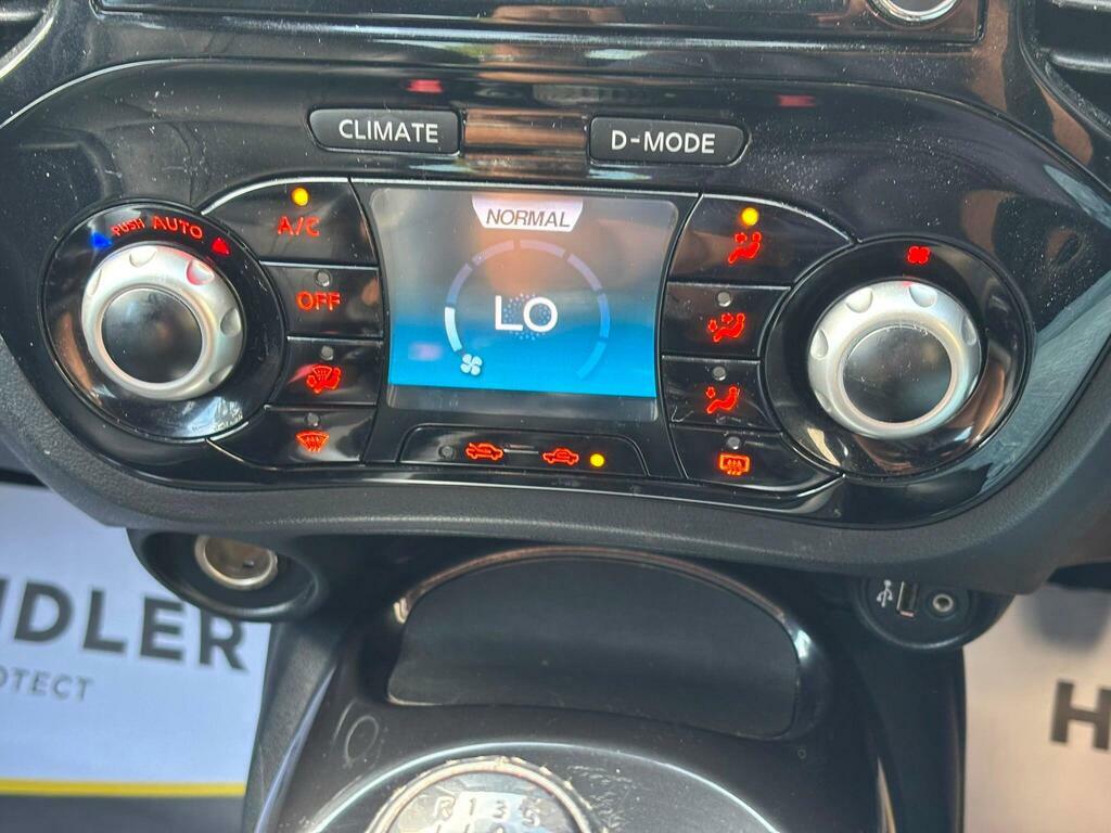 Nissan Juke Suv 1.2 Dig-t N-connecta Euro 6 Ss 201666 Black #49