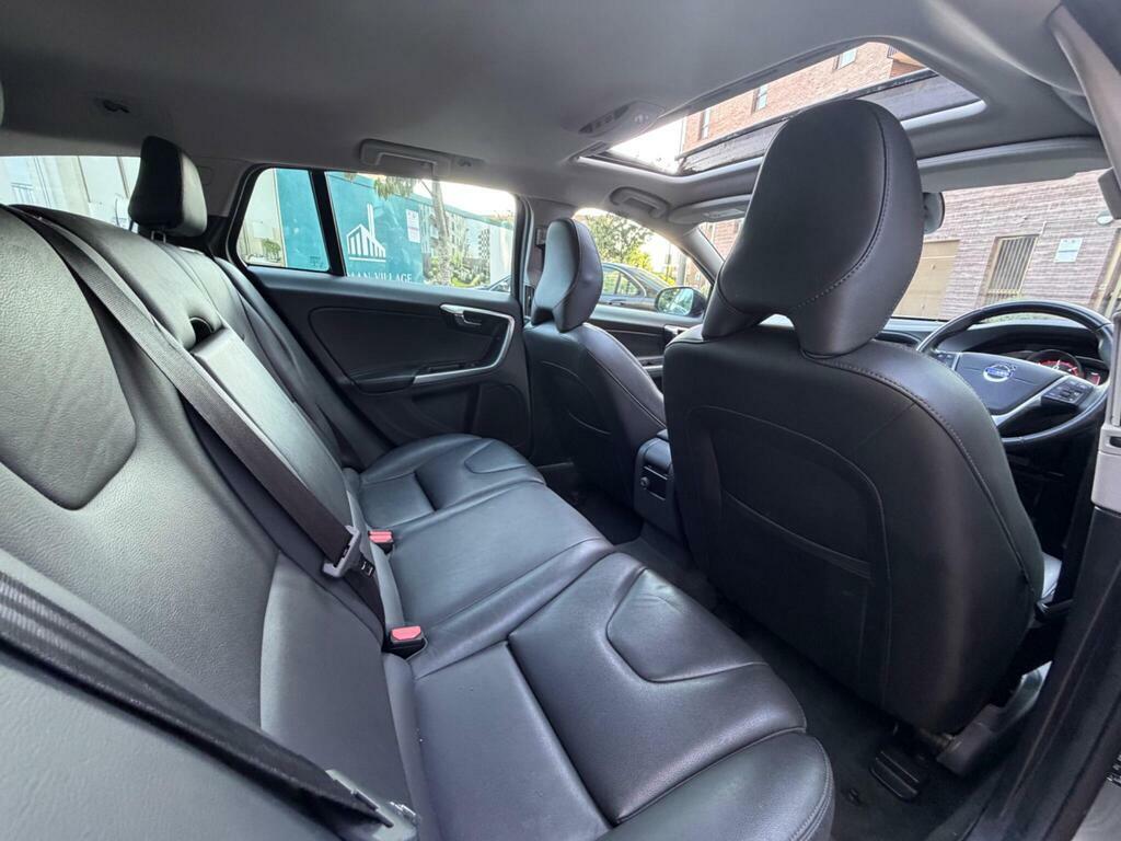 Volvo V60 Cross Country D4 Lux Nav Black #21