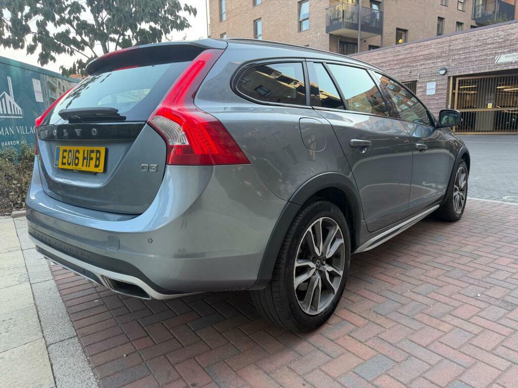 Volvo V60 Cross Country D4 Lux Nav Black #14