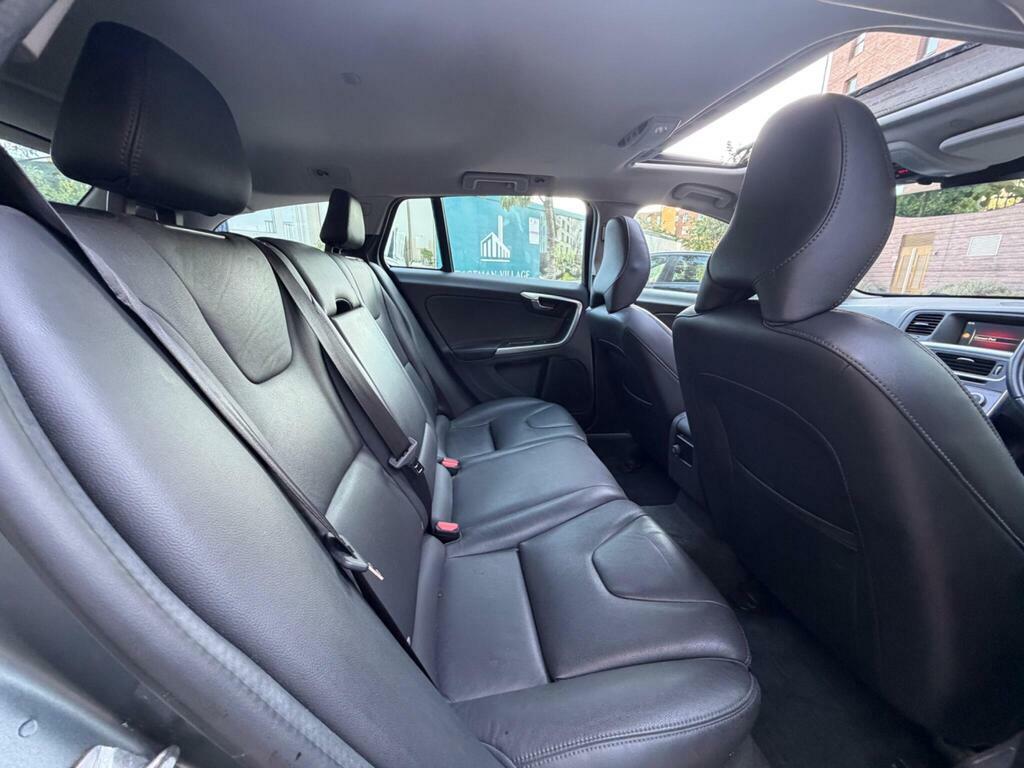 Volvo V60 Cross Country D4 Lux Nav Black #22