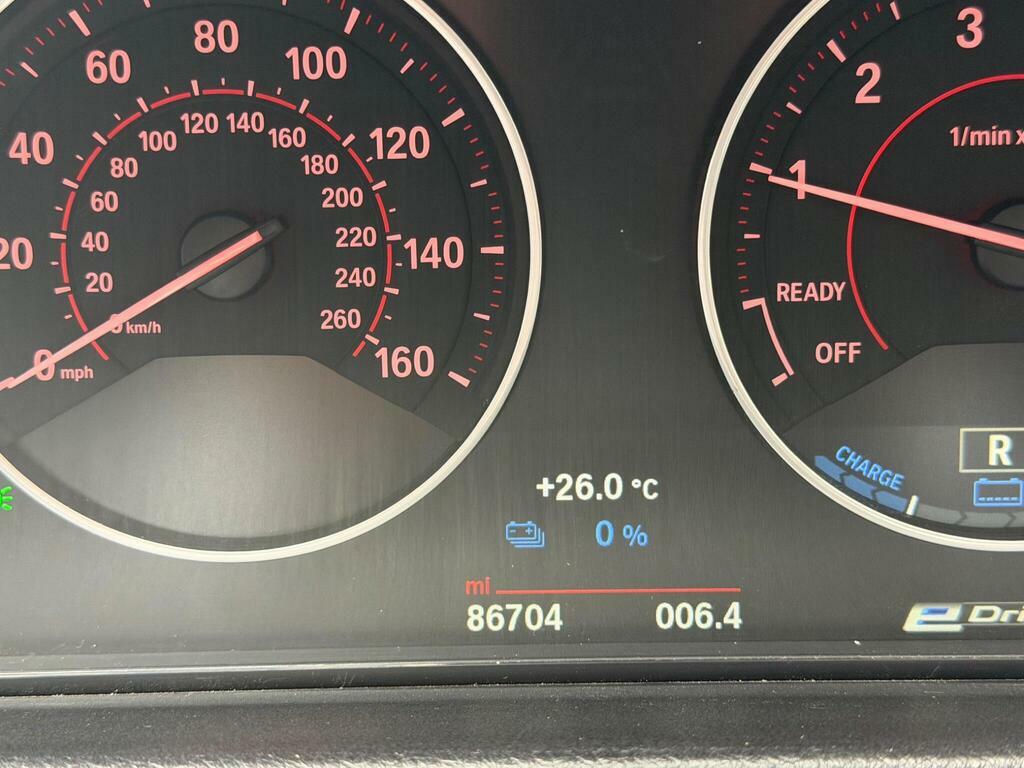 BMW 3 Series 2.0 318D M Sport Touring Euro 6 S White #32