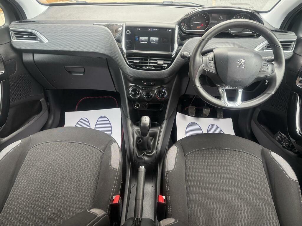 Peugeot 208 1.2 Active White 1 Owner From New Low Tax C White #12