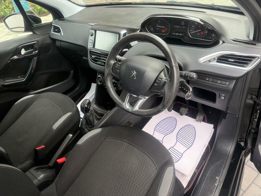 Peugeot 208 1.2 Active White 1 Owner From New Low Tax C White #13