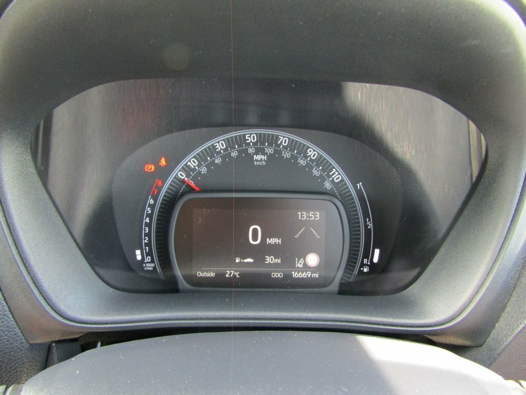Toyota Aygo X Pure White #22