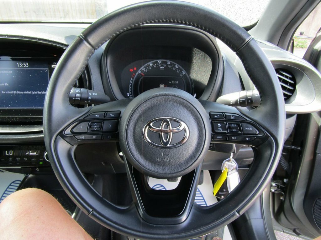 Toyota Aygo X Pure White #19
