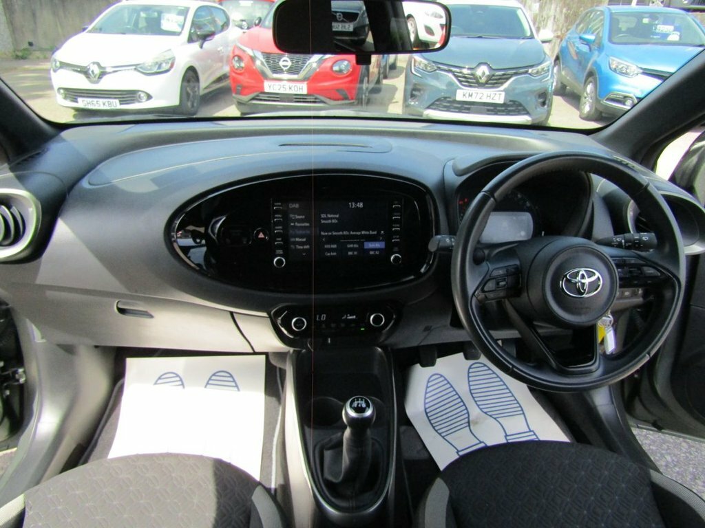 Toyota Aygo X Pure White #13