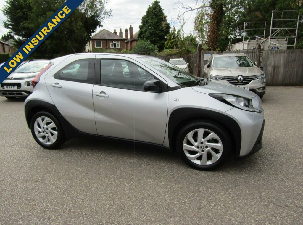 Toyota Aygo X 1L Pure Silver #2