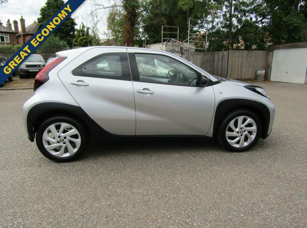Toyota Aygo X 1L Pure Silver #3