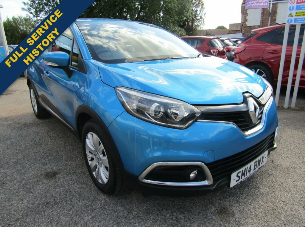 Renault Captur 0.9L Expression Blue
