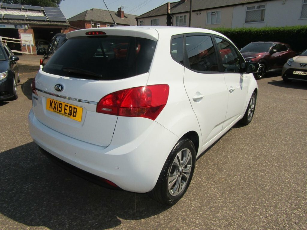 Kia Venga 1.6L 3 White #3