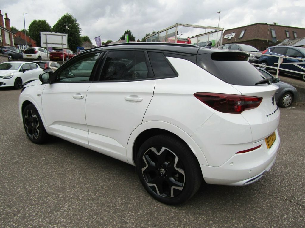 Vauxhall Grandland 1.2L Ultimate White #6
