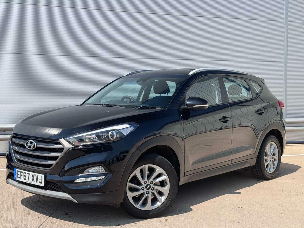Hyundai Tucson 1.7 Crdi Blue Drive Se Nav Euro 6 Ss EF67XVJ Black #3