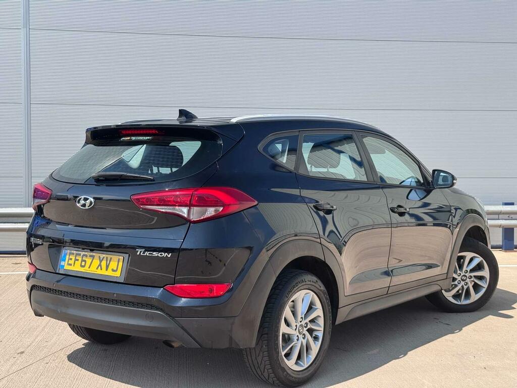 Hyundai Tucson 1.7 Crdi Blue Drive Se Nav Euro 6 Ss EF67XVJ Black #6