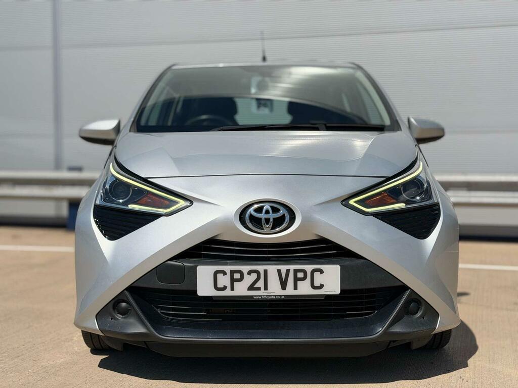 Toyota Aygo 1.0 Vvt-i X-play Euro 6 Ss CP21VPC Silver #2