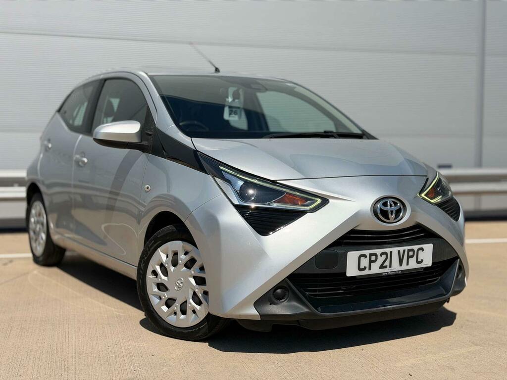 Toyota Aygo 1.0 Vvt-i X-play Euro 6 Ss CP21VPC Silver