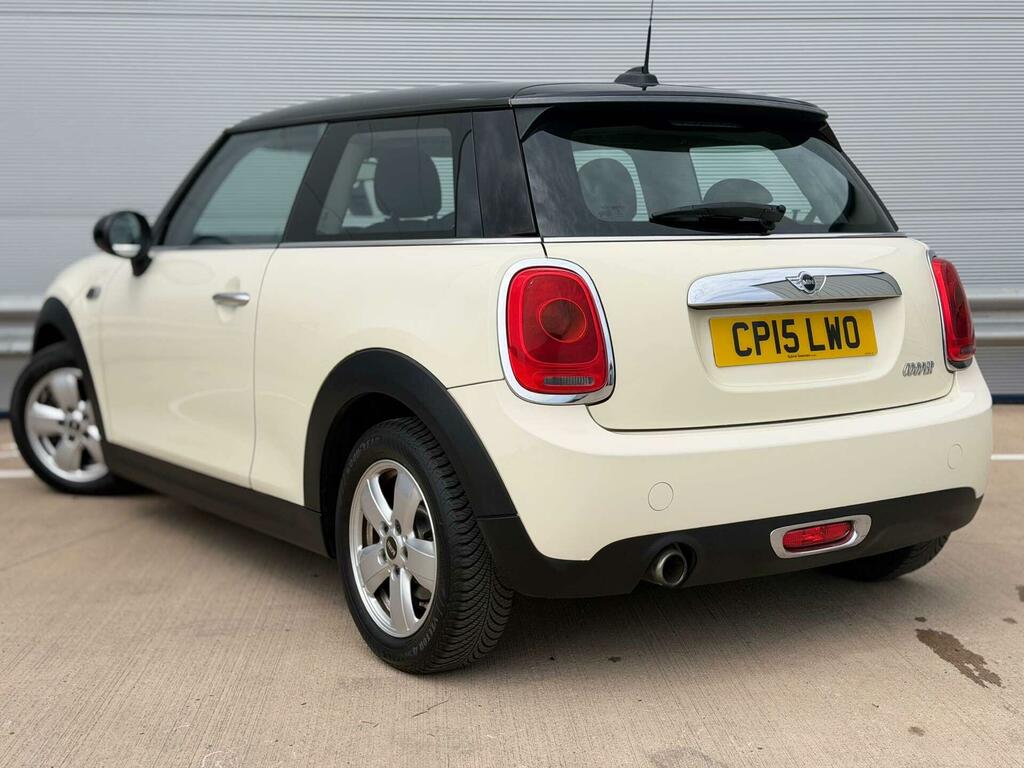 Mini Hatch Cooper White #6