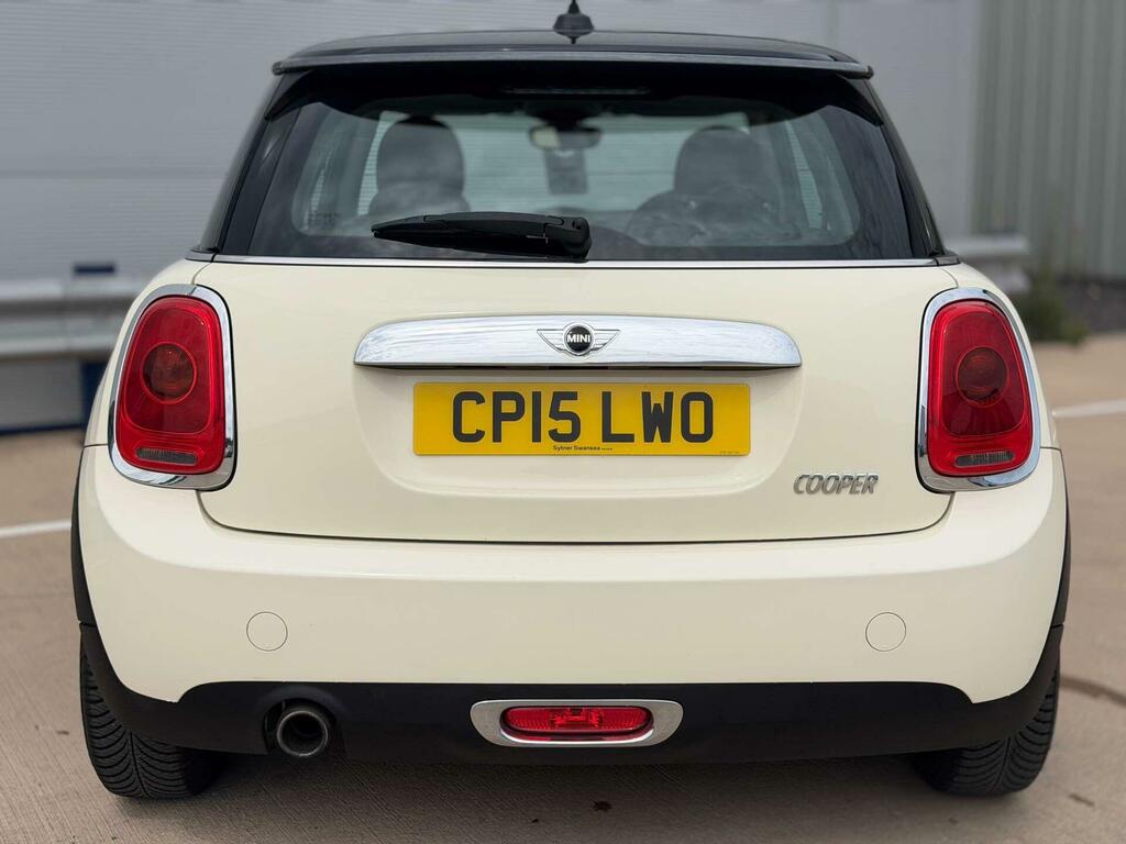 Mini Hatch Cooper White #5
