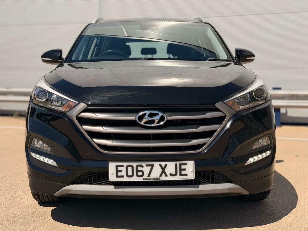 Hyundai Tucson Se Black #2