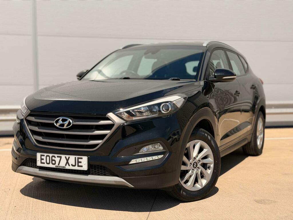 Hyundai Tucson Se Black #3